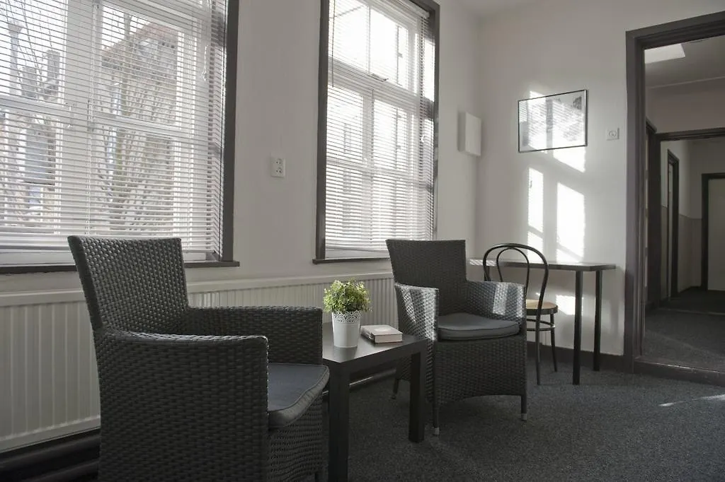 Budgethotel de Zwaan-1